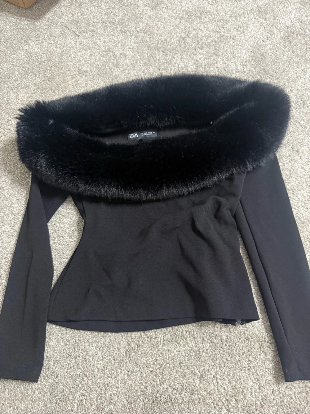 Zara chic off